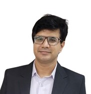 Dr Komal Kumar